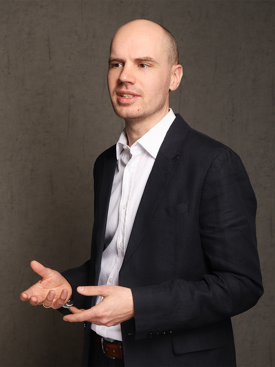 Dr. Johannes Hirsch